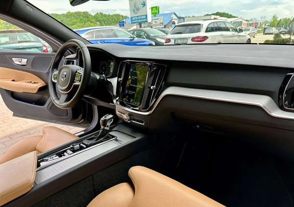 Volvo V60 cena 99900 przebieg: 159550, rok produkcji 2018 z Człuchów małe 631